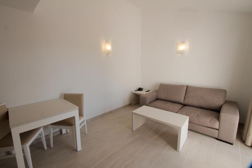Sagitario Menorca Mar Adults Only Aparthotel Cala' en Bosch Ruang foto